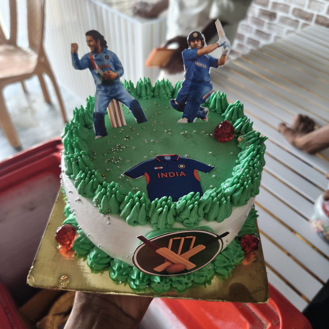Cricket cake half kg