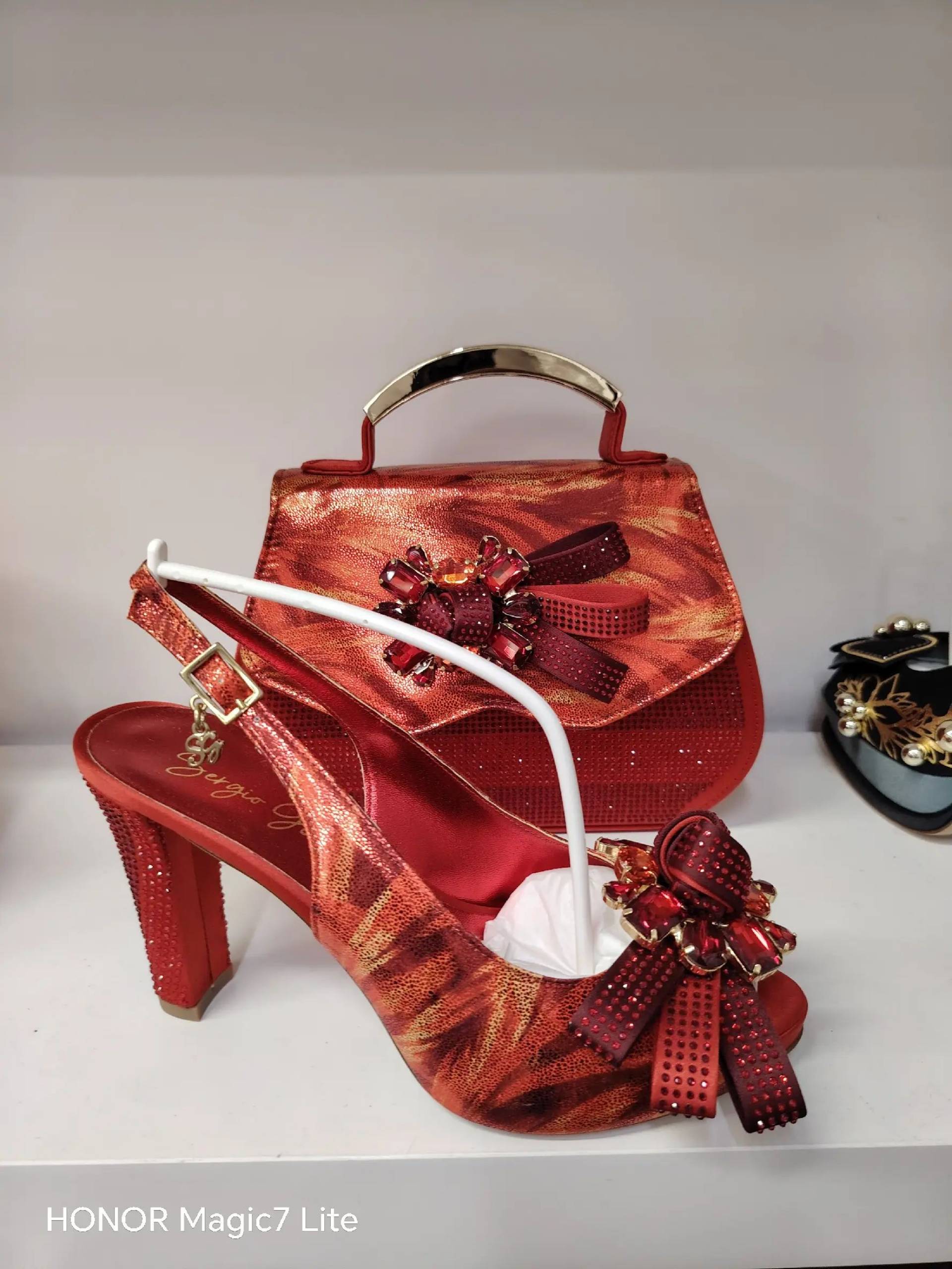 Scarpe e borse