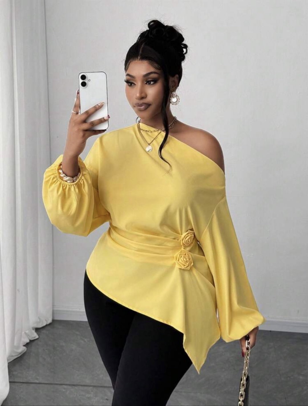 Blouse femme  jaune époles dénudées