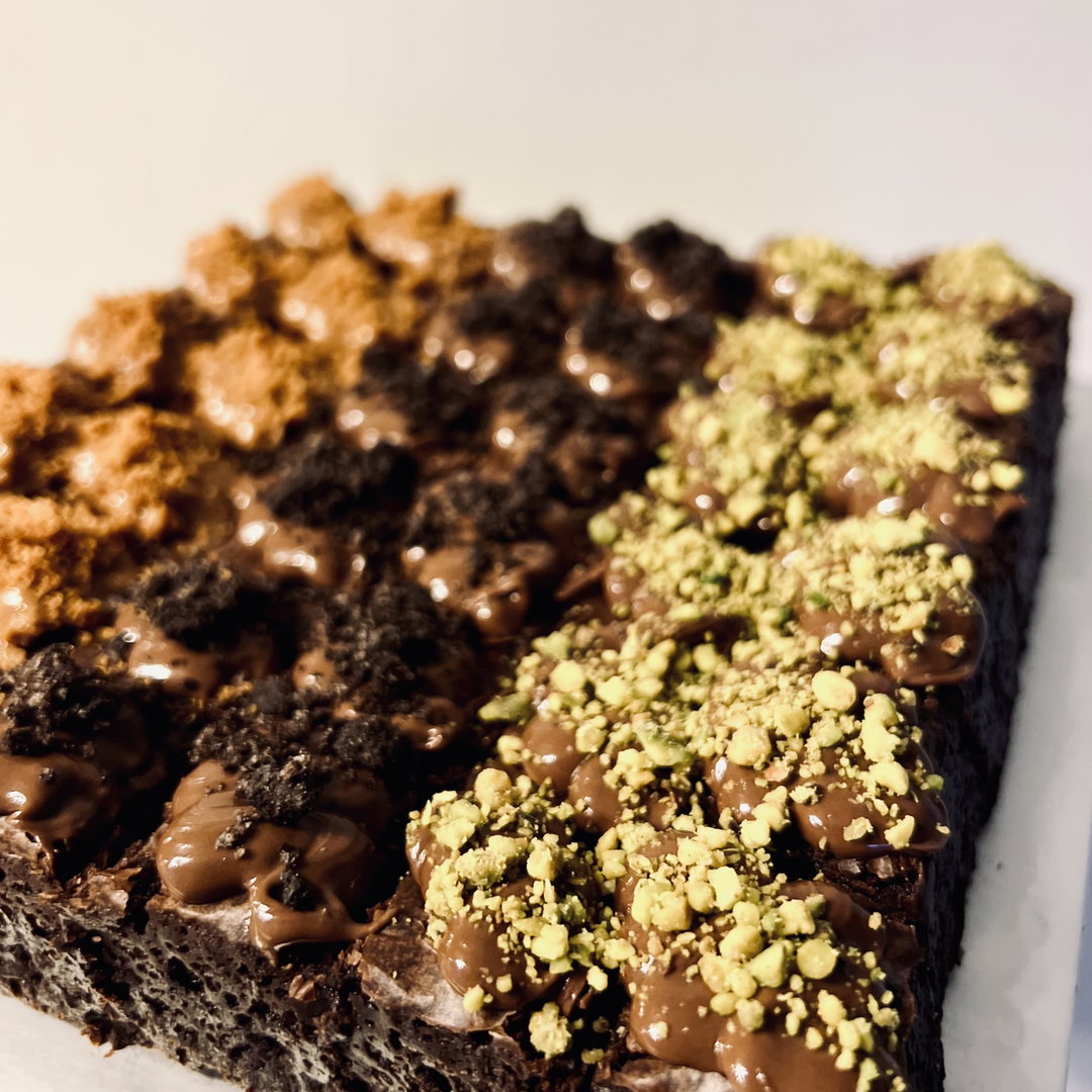Fudgy brownies (Mix) - Nutella/ Biscoff/ N.Pistachio 