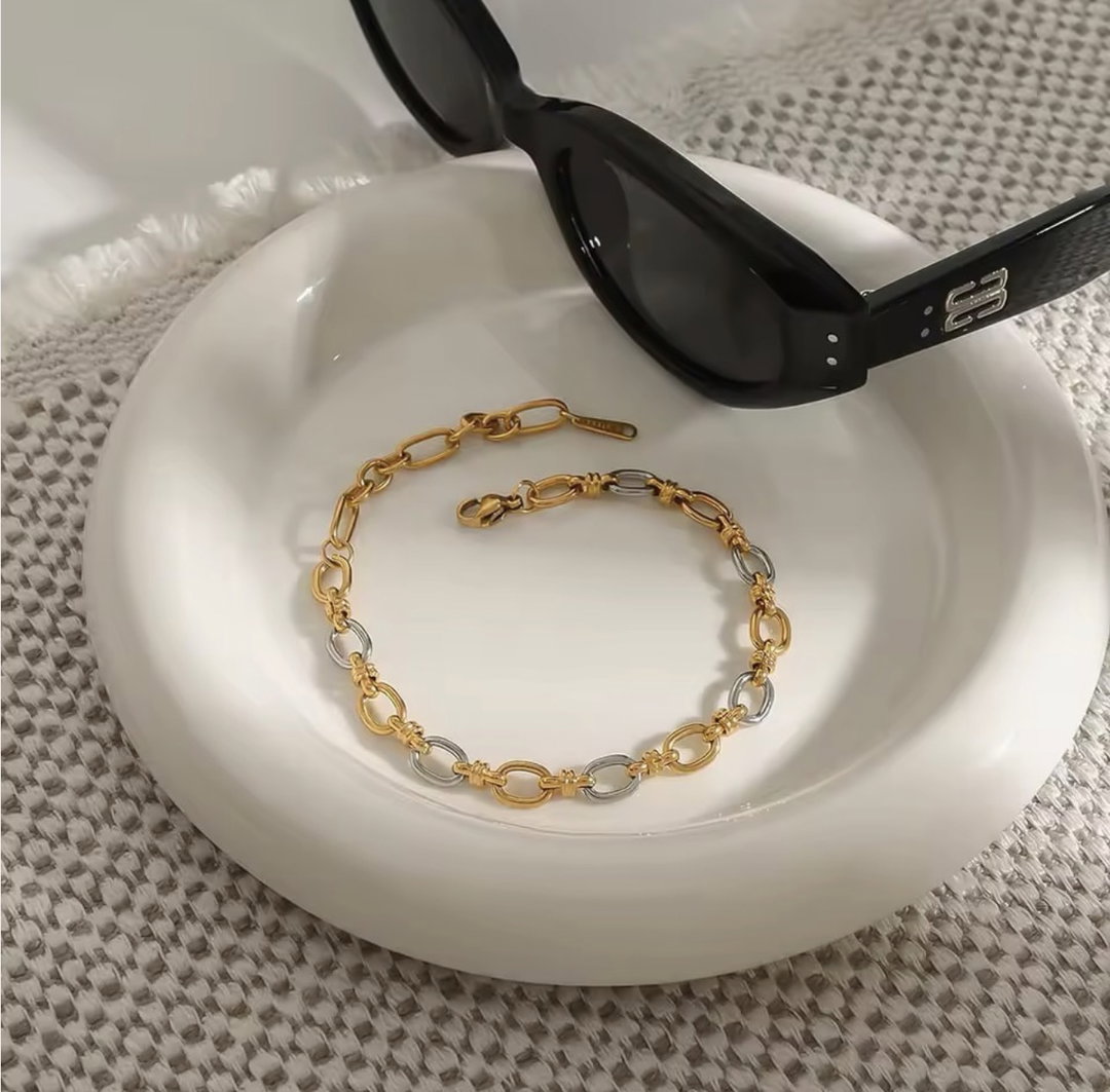The Nina Bracelet