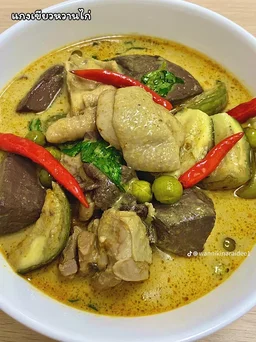 Thai food for pre order 