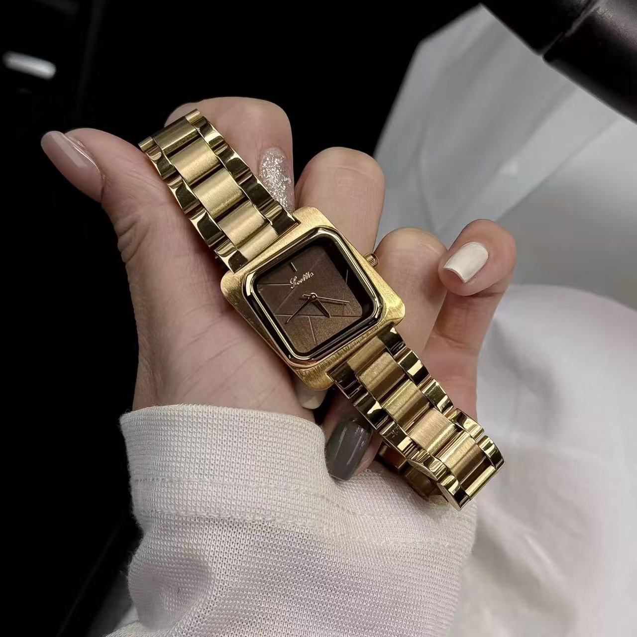 Brown Dial Classic Rectangle Watch_0