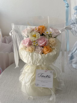 Champagne Pao Pao Mixed Bouquet