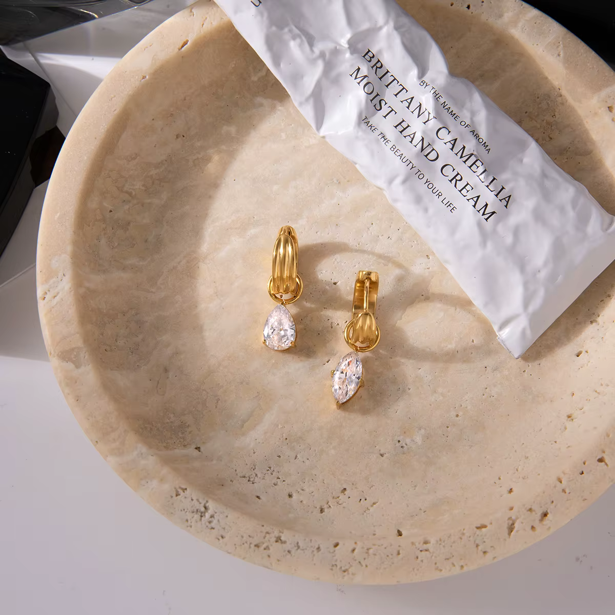 The Jade Earrings_0