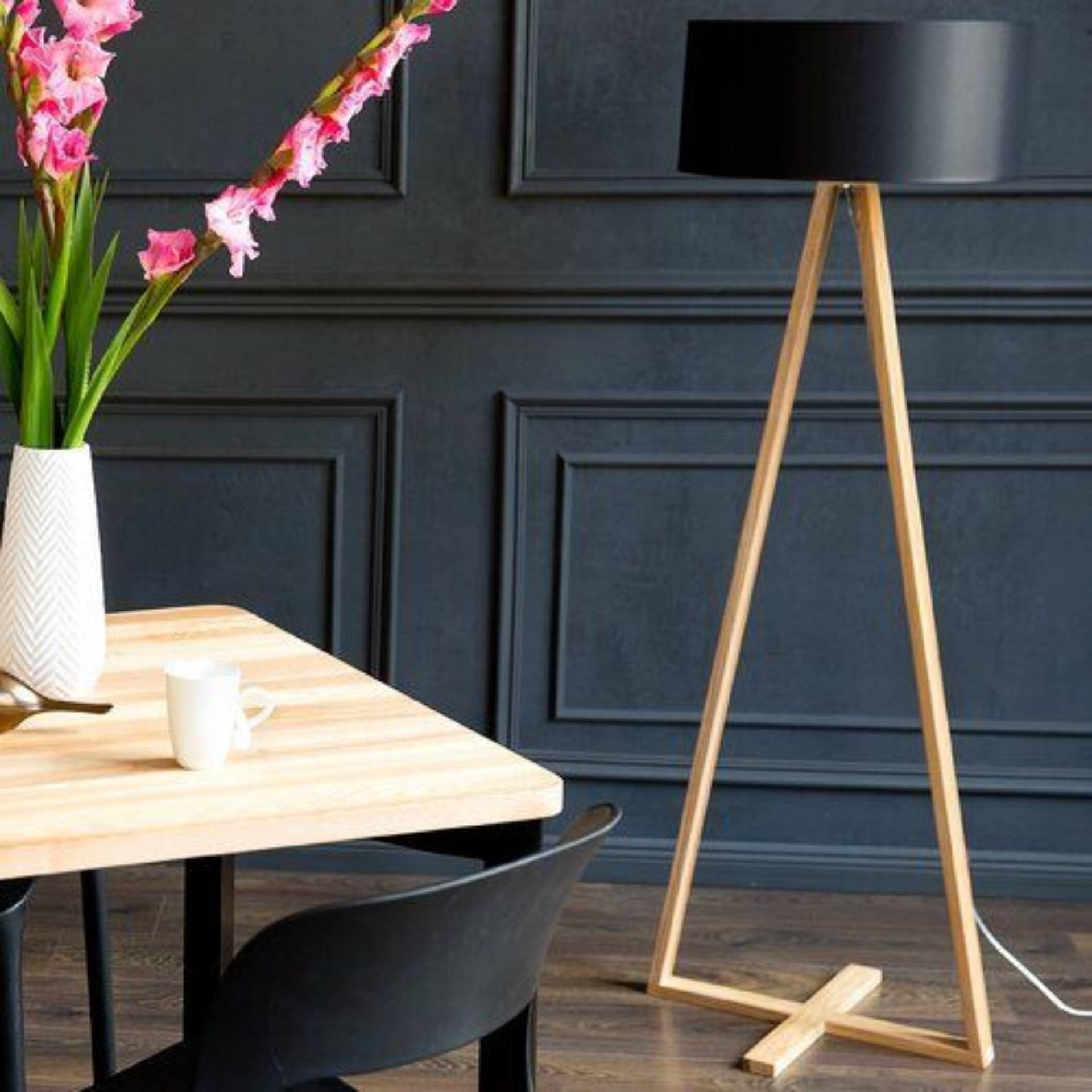 Wooden triangle Italian lamp shade_0