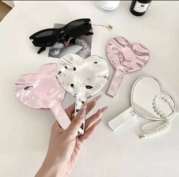 Miroir en cœur ❤️