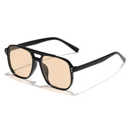 Lunettes  disponibles en plusieurs couleurs