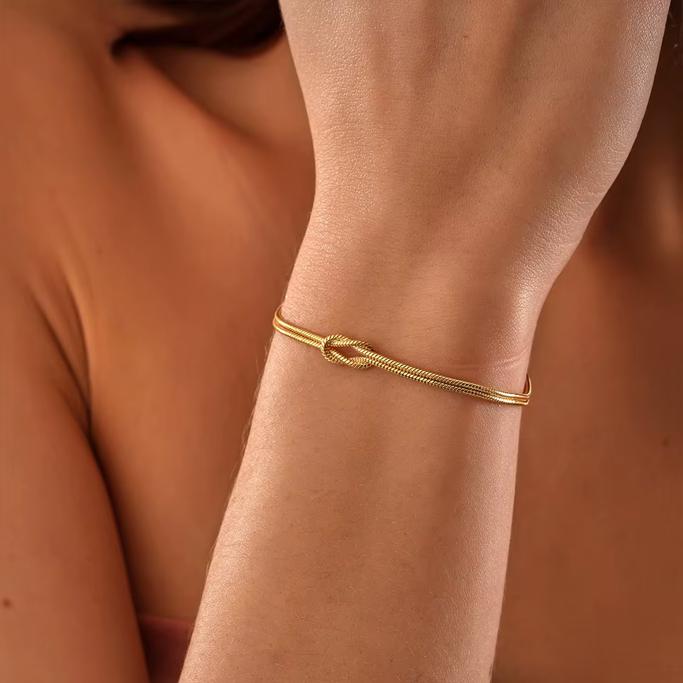 The Loop Bracelet