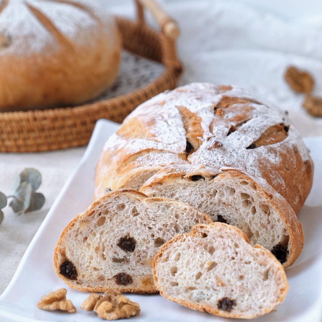 Walnut Raisin Sourdough 核桃葡萄干老面面包