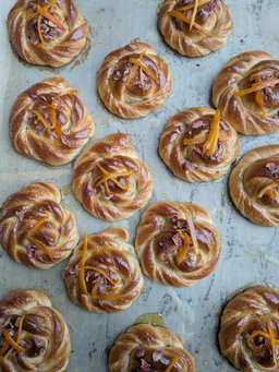 Roasted Cashew, Saffron & Candied Orange Buns - Box of 2 