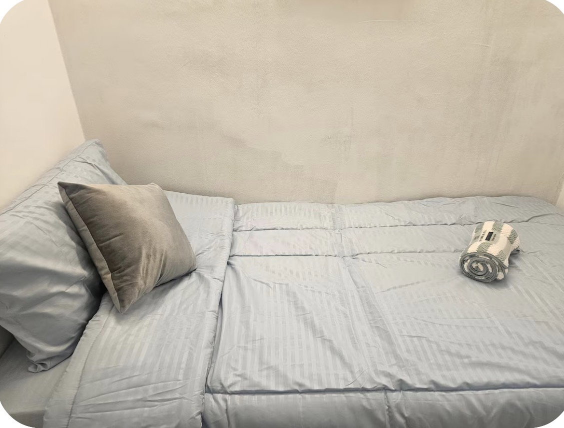 Single room with En-suite Bathroom_1