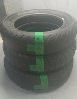 Llantas con numeración #150