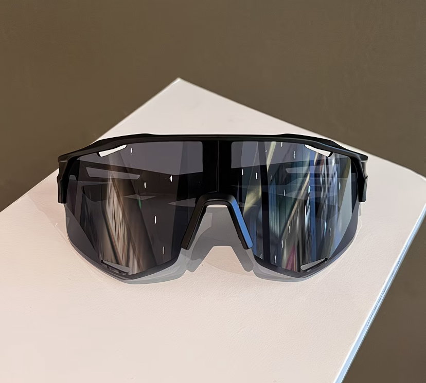 GOTHIC SOLAR GLASSES