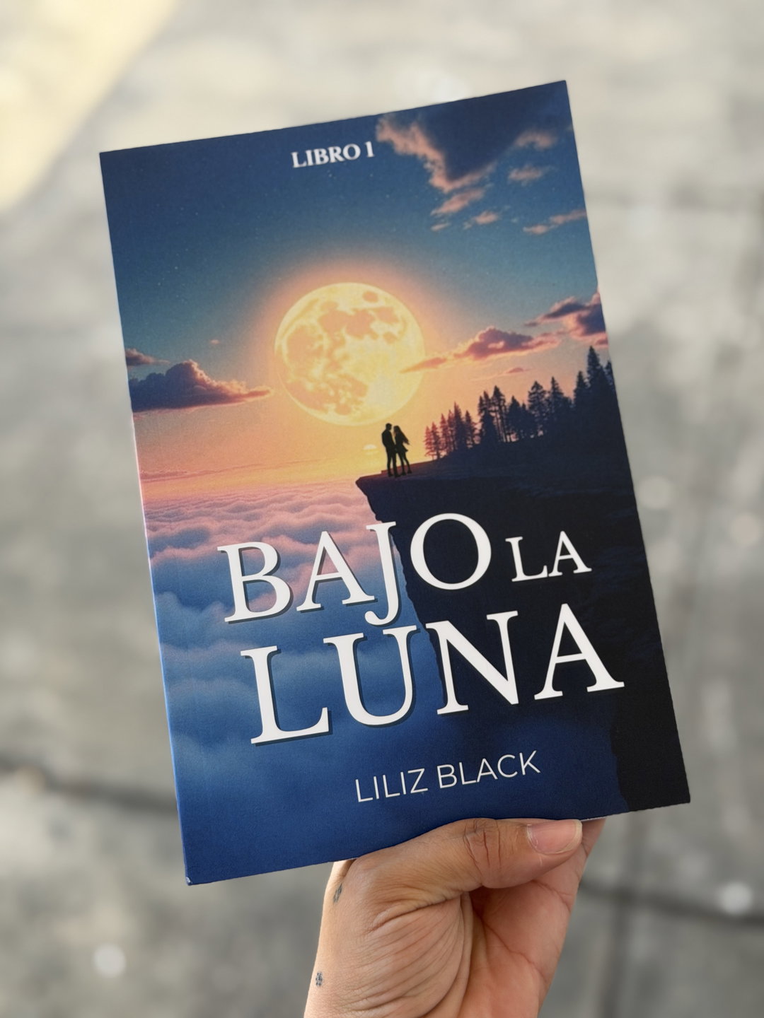 Bajo La Luna