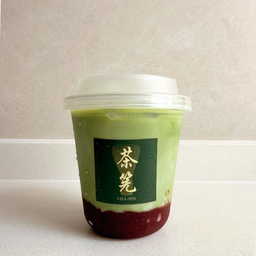 Iced Strawberry Matcha Latte