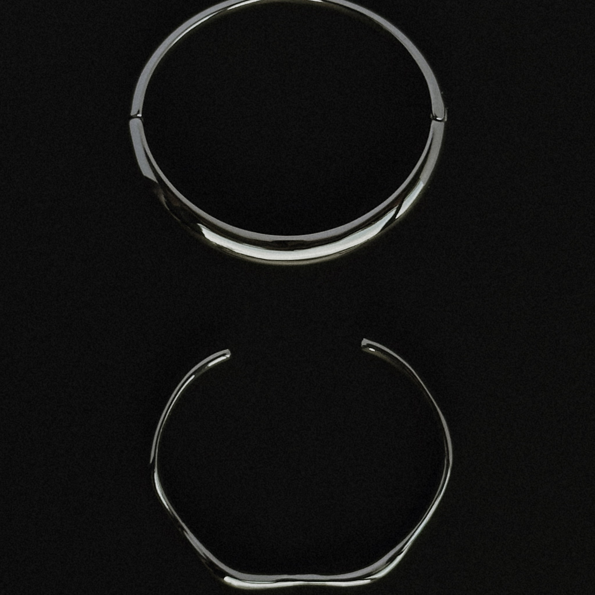 Wave Bangle in Silver_1
