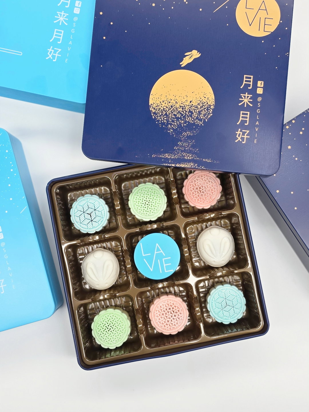LA VIE Snowskin Mooncake 