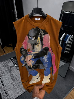 T-shirt démembré