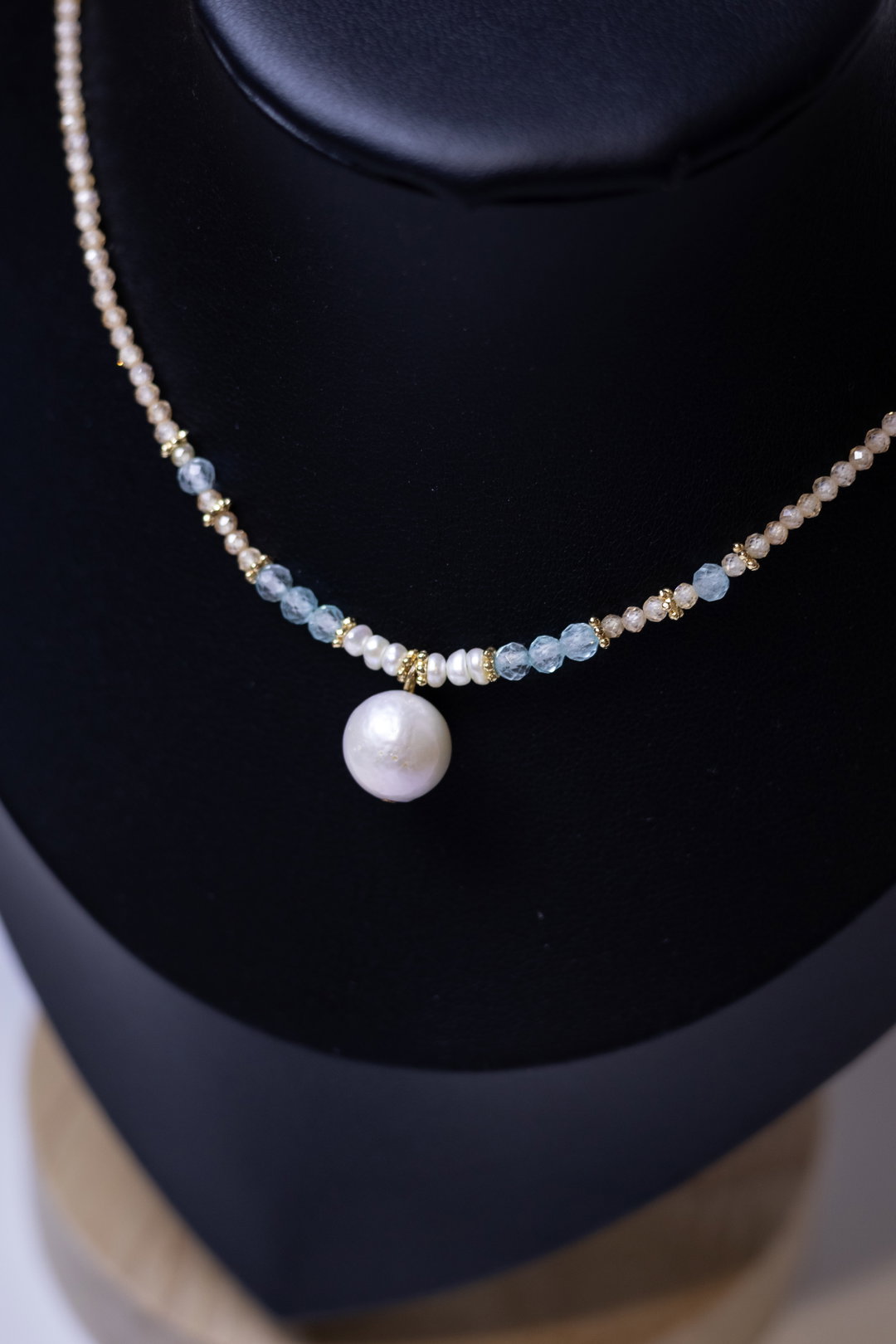 Mysteria Blue Necklace