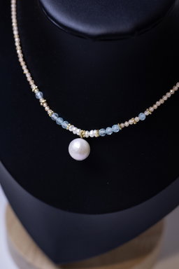 Mysteria Blue Necklace