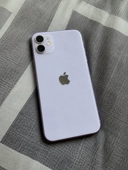 iPhone 11 