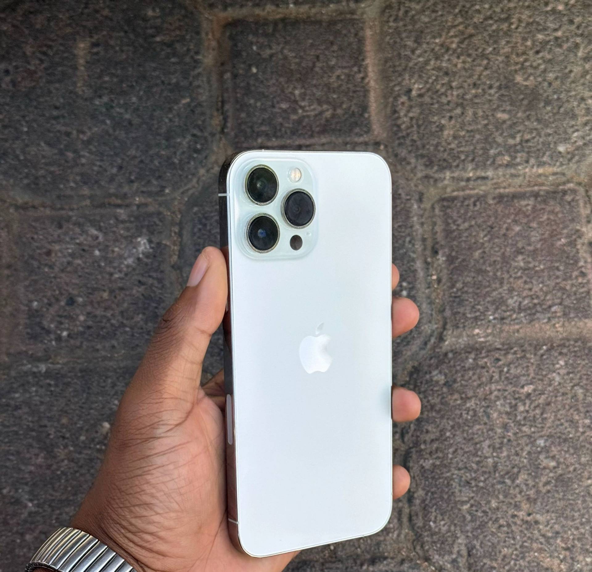 iPhone 13 pro max_0