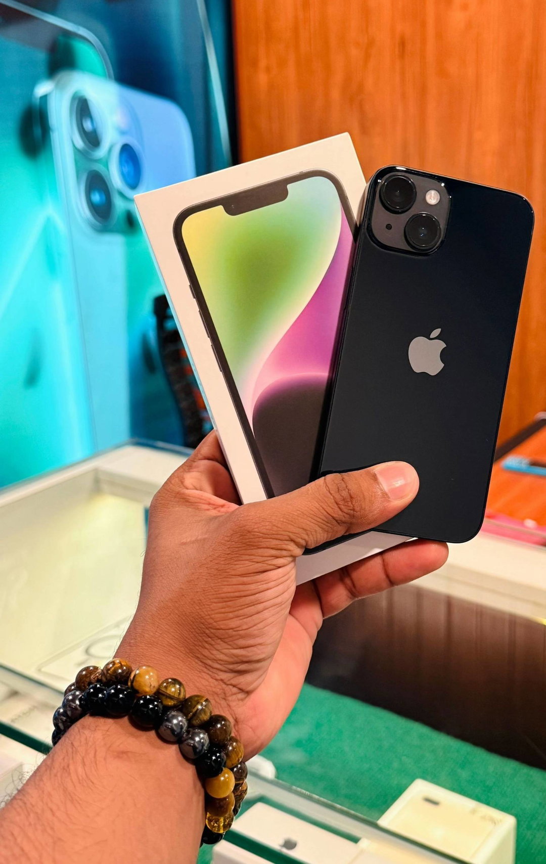 iPhone 14