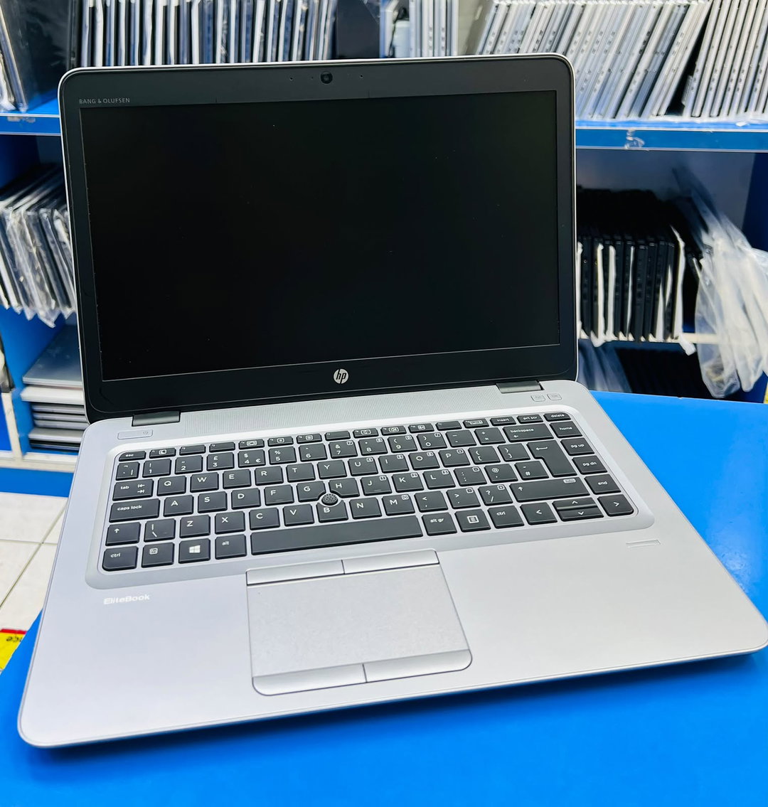HP EliteBook 745 G3 - Business Laptop 