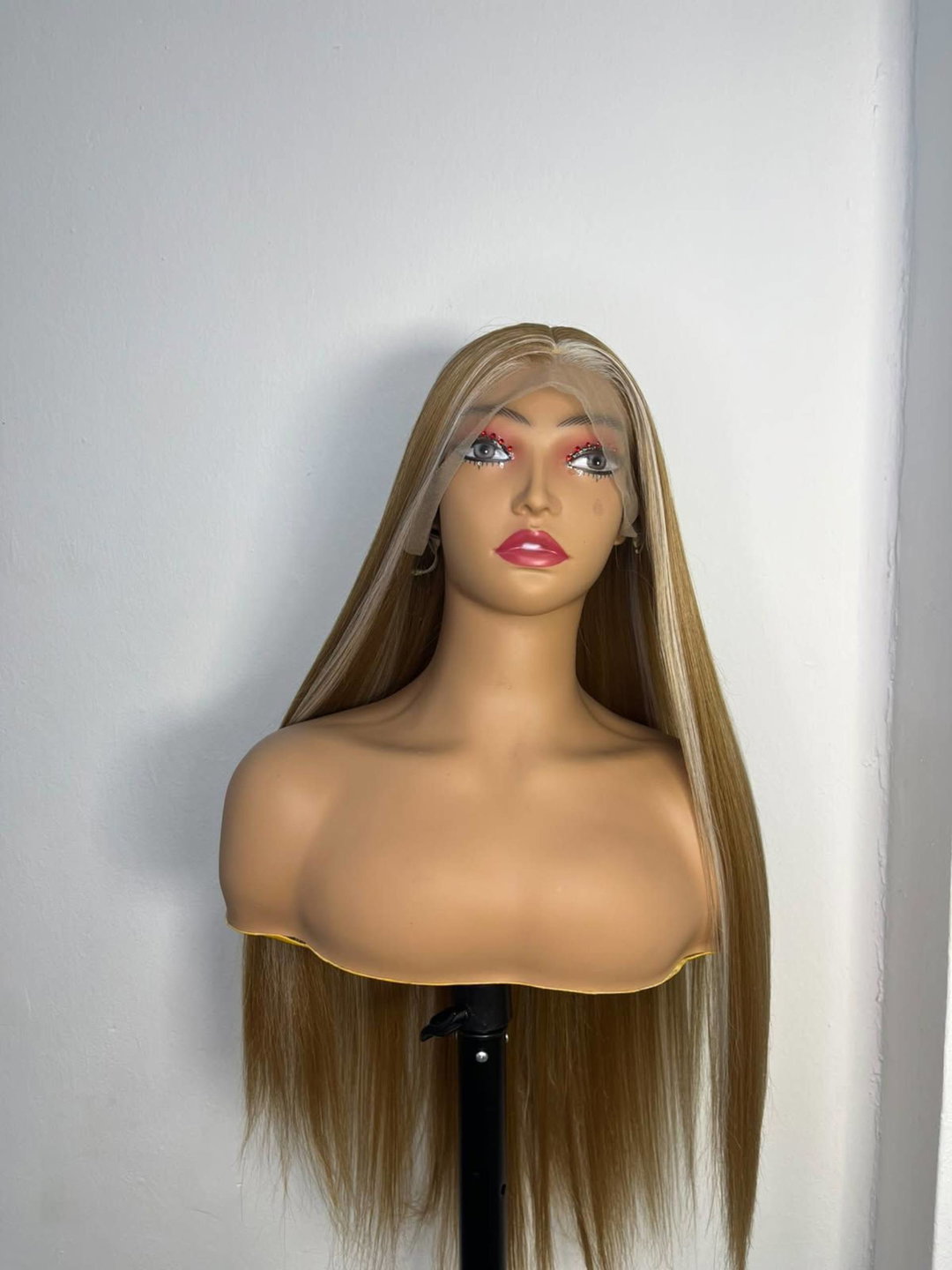 13x4 Straight light brown 28"