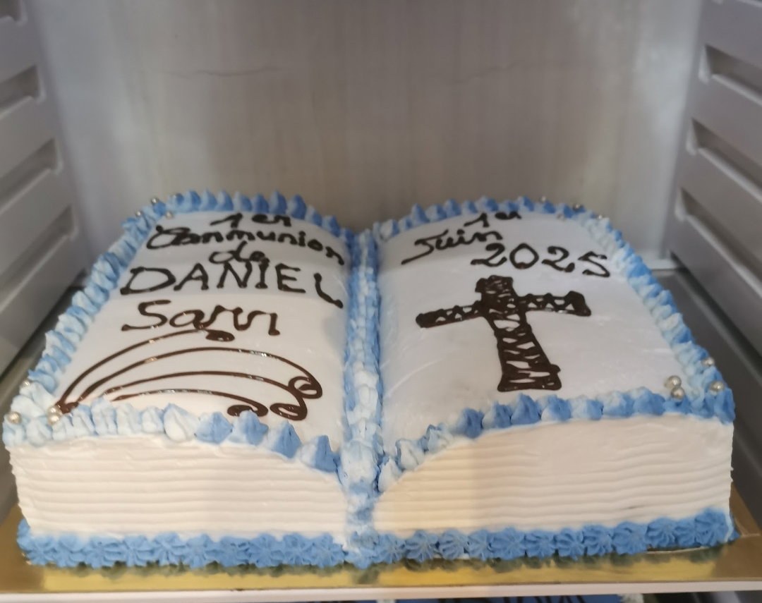 Gâteau bible communion 