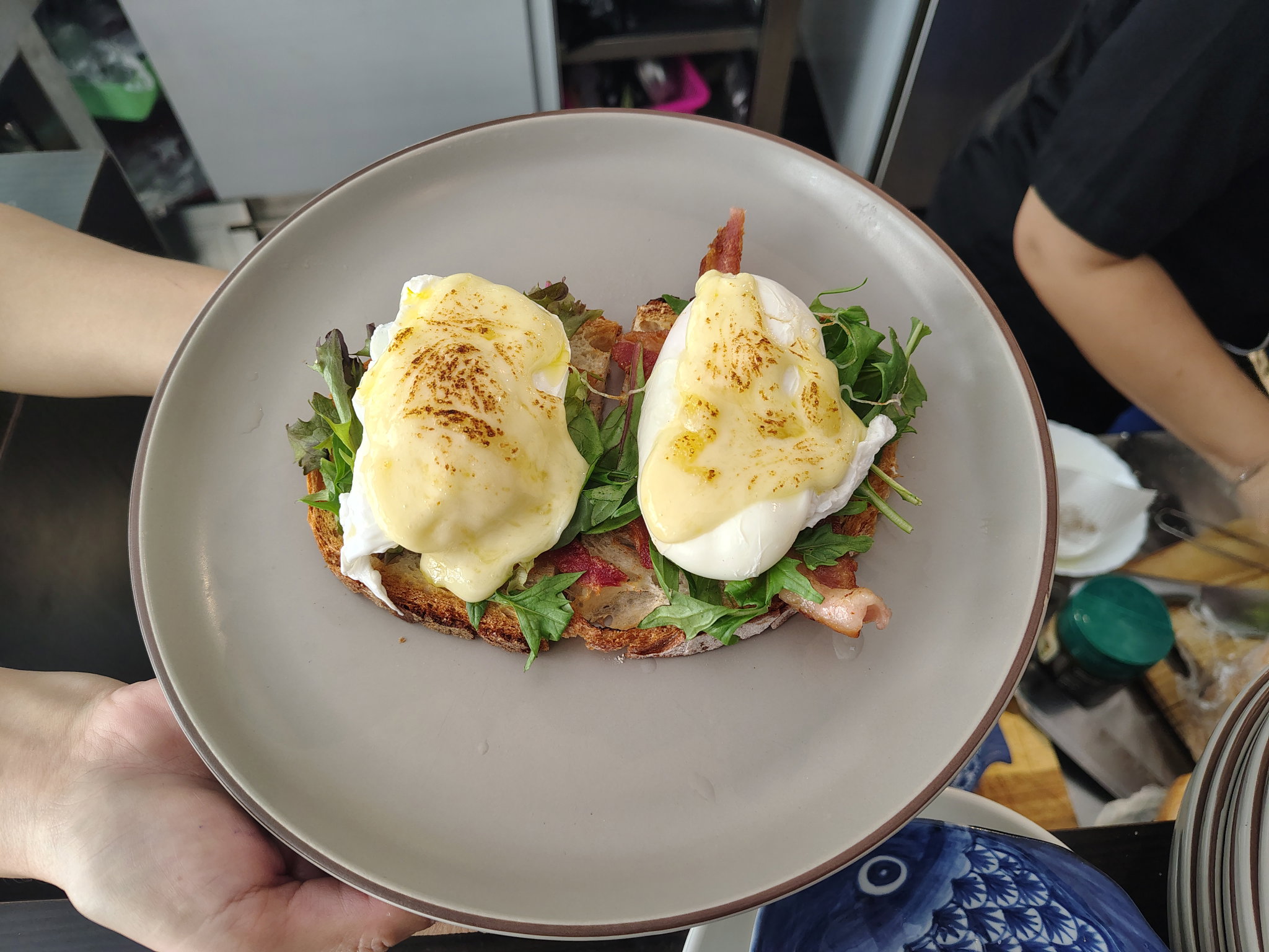 Eggs Benedict_0