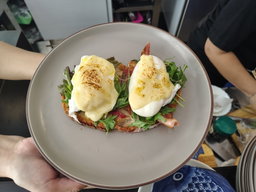 Eggs Benedict
