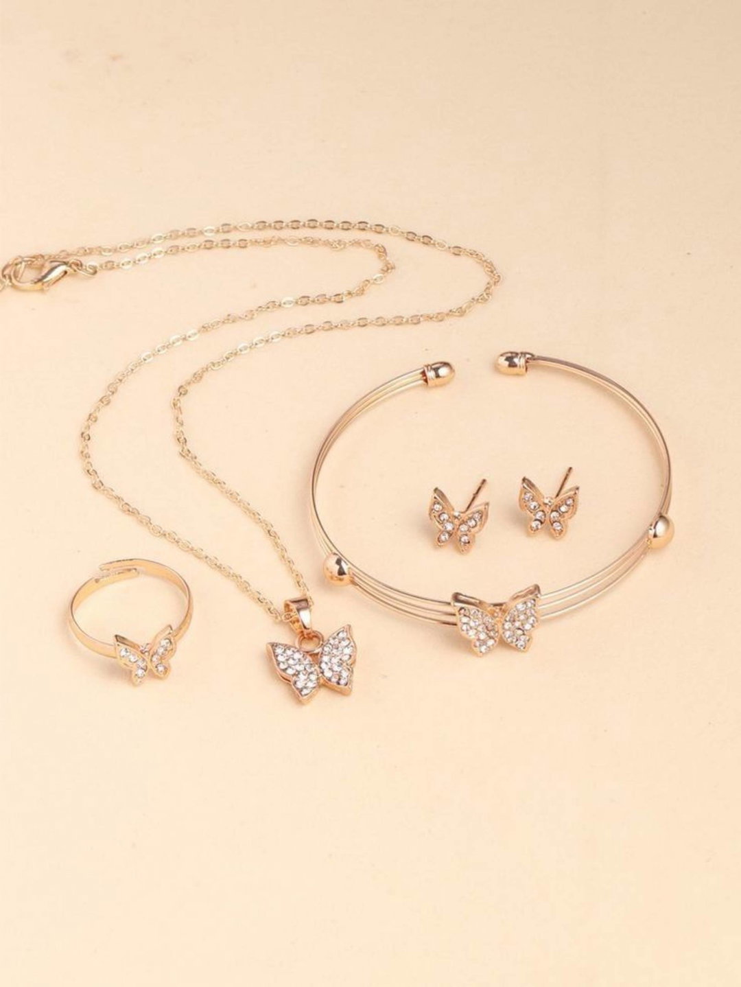 All heart necklace set