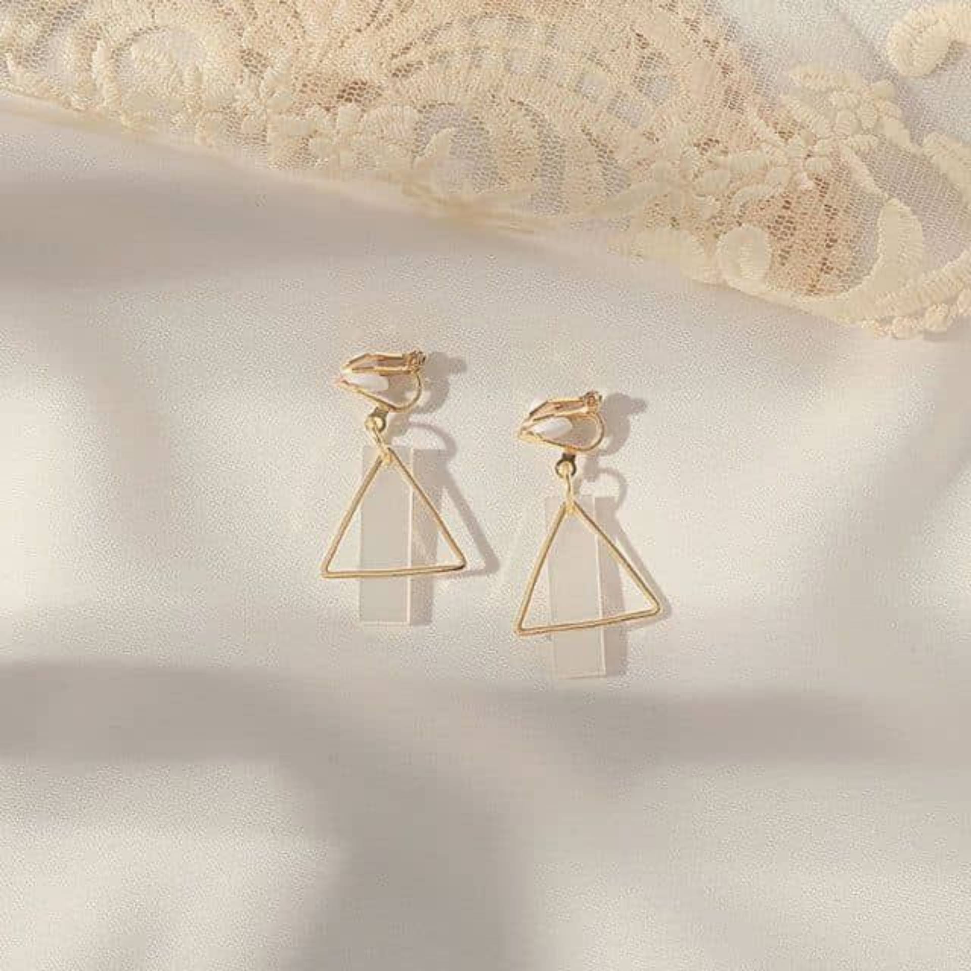 Clip on earrings (zopana)_0