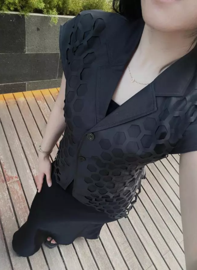 Elana Vest_2