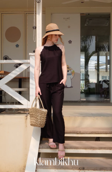 Halter Neck Scallop One Set_1