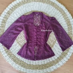 Kebaya Lonceng