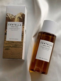 Skin1004 Centella brightening toner 