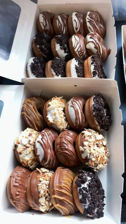 Mimi Donut box