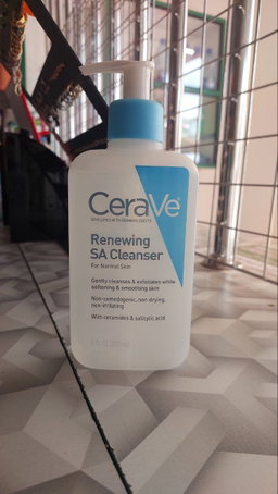 CeraVe Renewing SA Cleanser 237ml