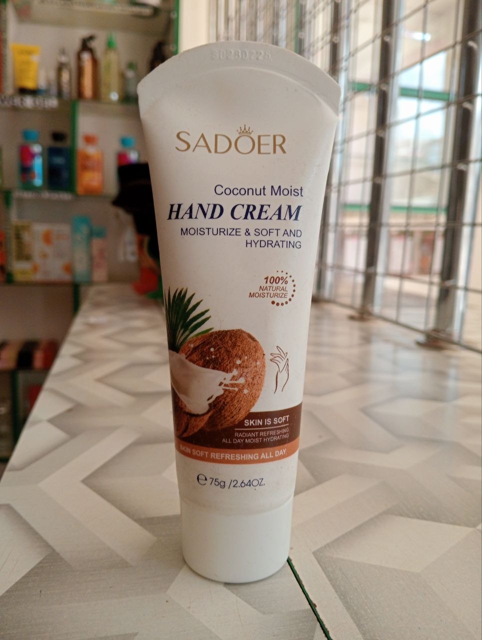 Sadoer Coconut Moist Hand Cream 75g_0