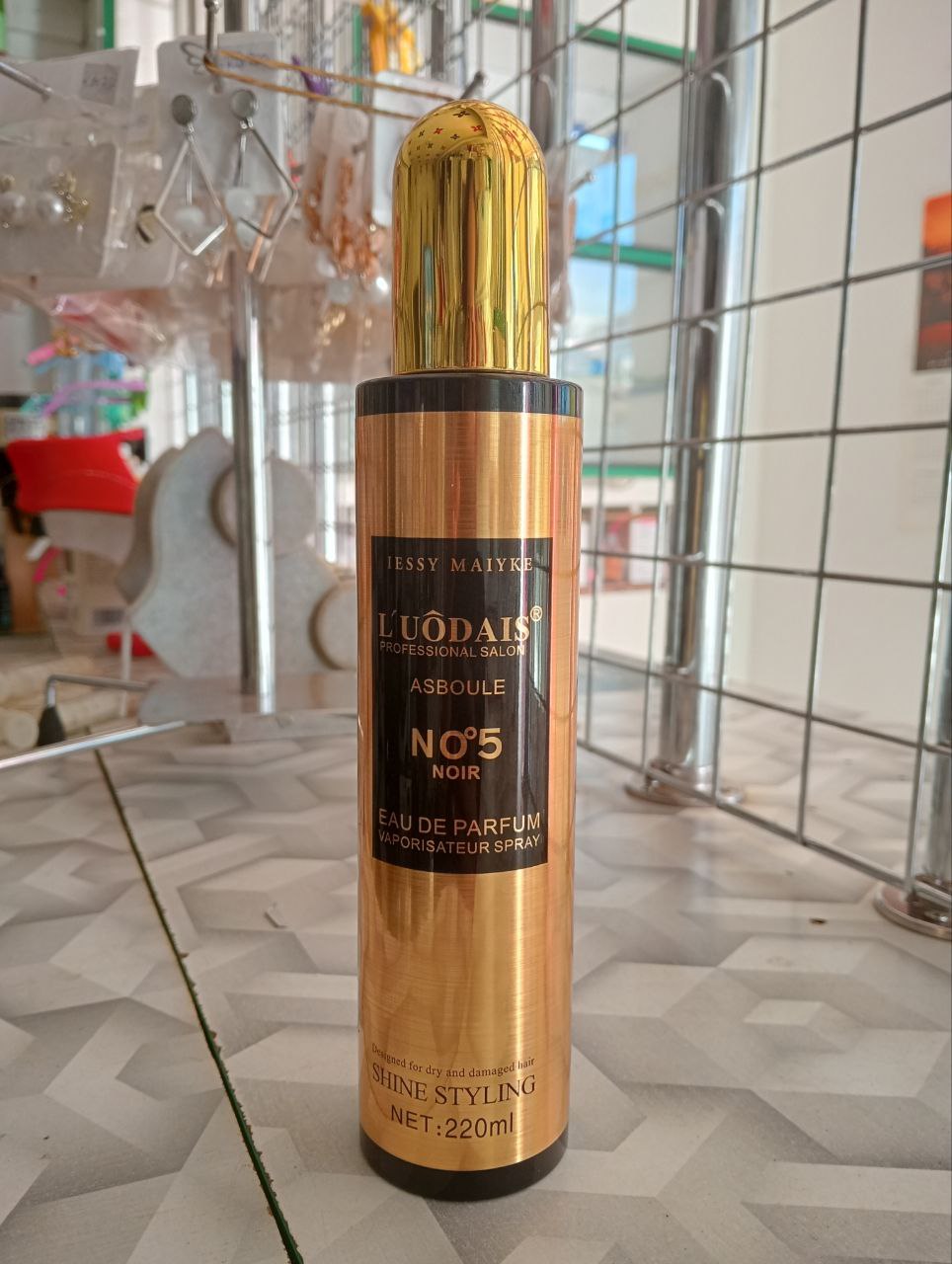 Iessy Maiyke Luodais Shine Styling Hair Spray Asboule No.5 220ml_0
