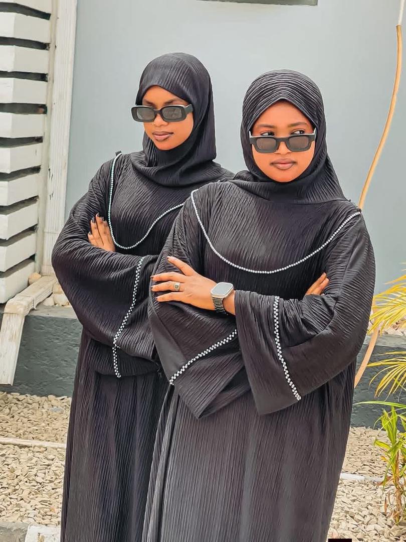 Abaya_0