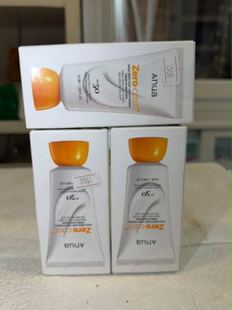 Anua Zero-Cast Moisturizing Finish Sunscreen SPF 50