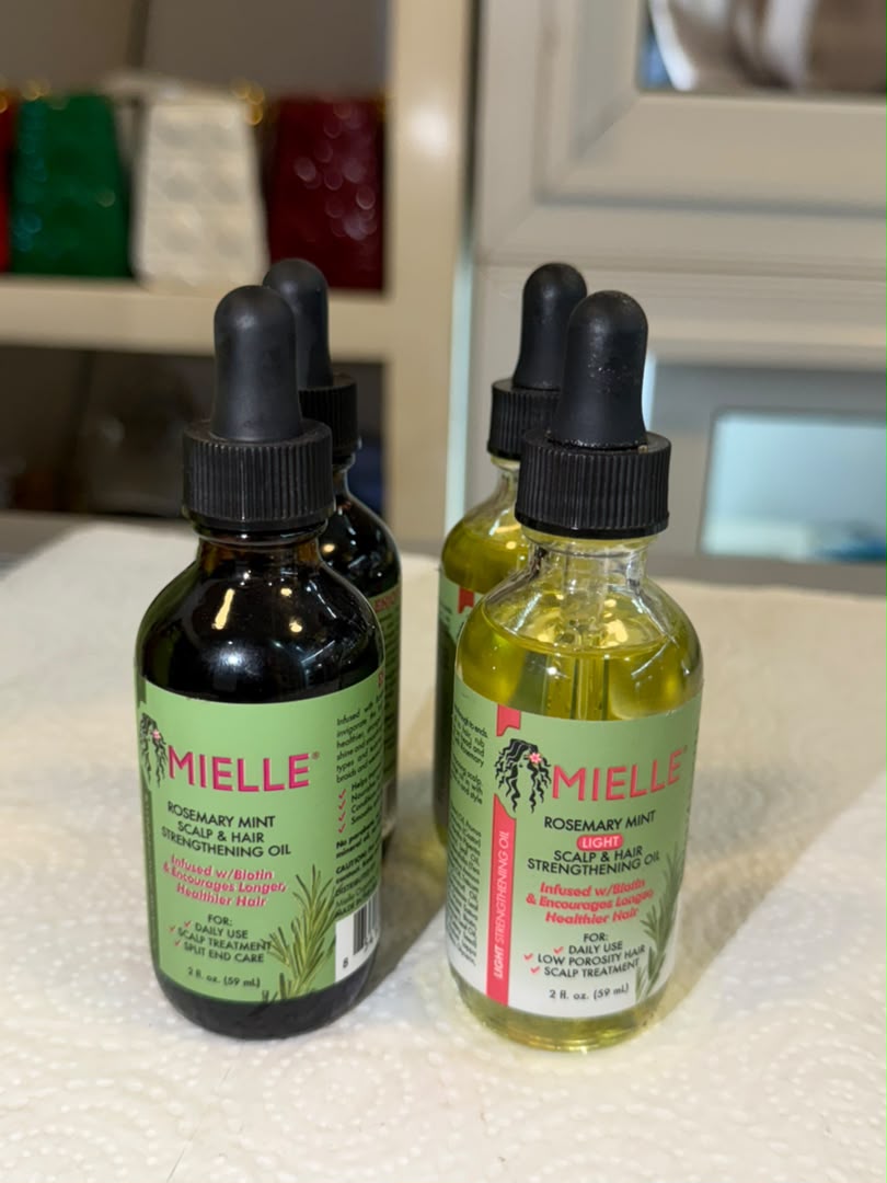 Mielle Rosemary Mint Scalp & Hair Strengthening Oil