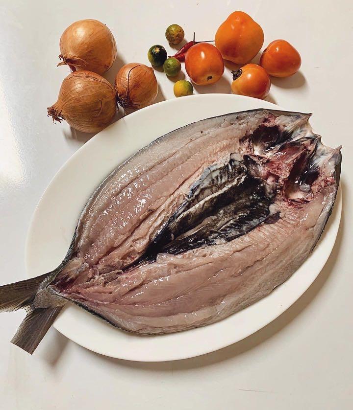 Big Boneless Bangus Whole
