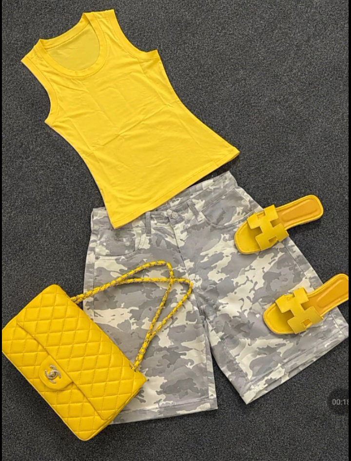 Complete set (top, jean, bag, and slippers)_16