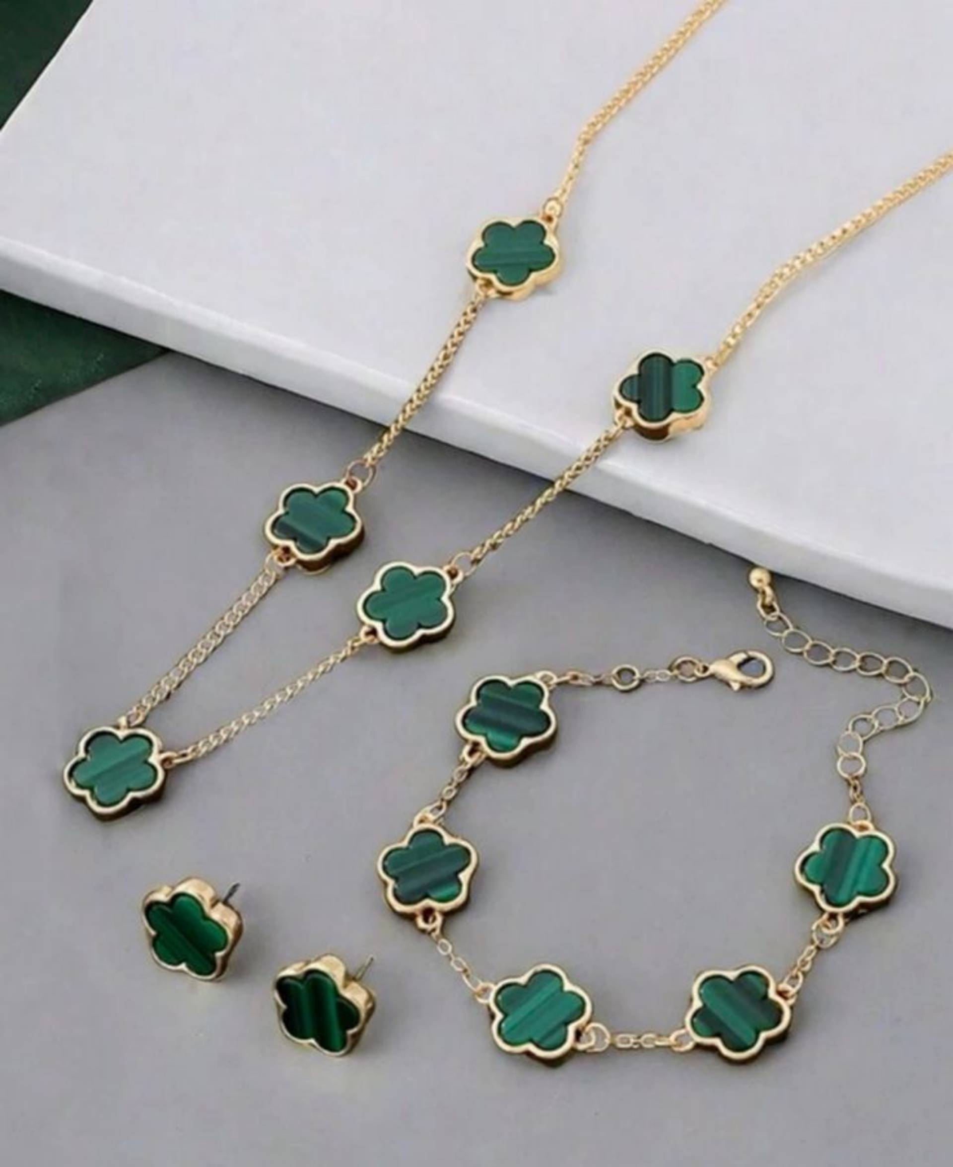 Five leaf Necklace set_0