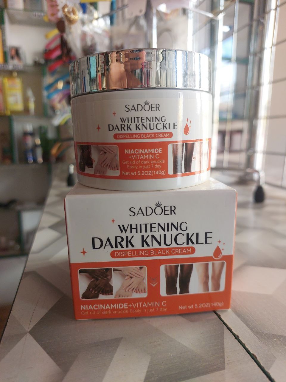 Sadoer Whitening Dark Knuckles Dispelling Black Cream 140g_0